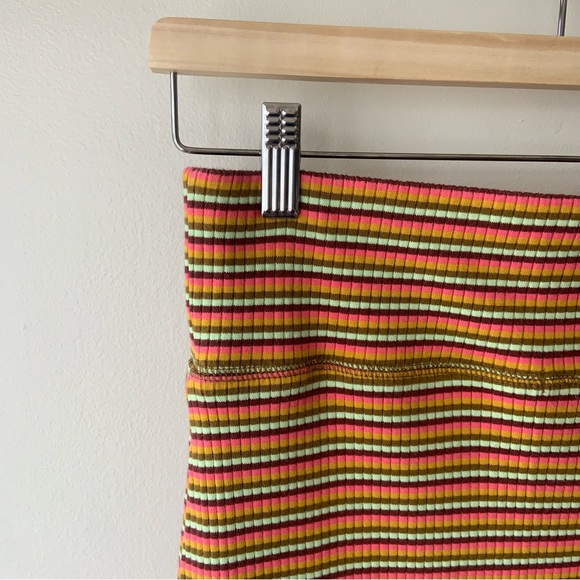 Aerie, multi coloured striped 3/4 length pencil skirt in M - Picture 3 of 15